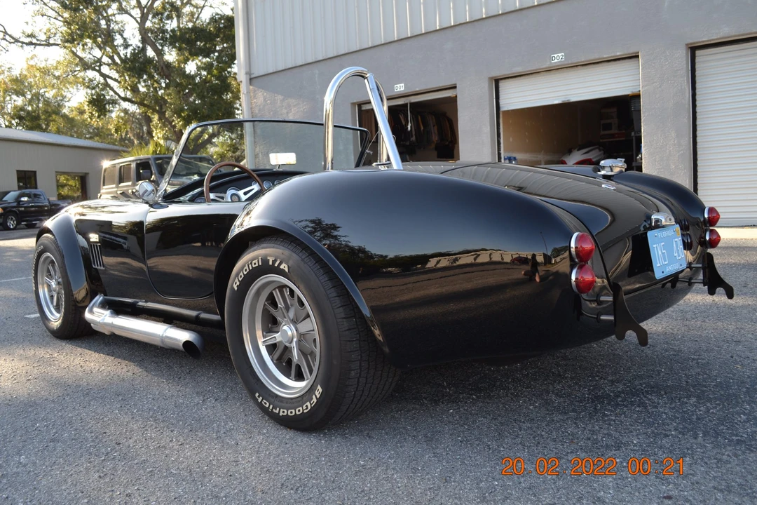 Shelby Cobra Replica - Image 12 of 31