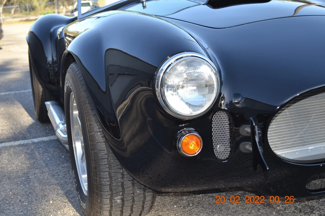 Shelby Cobra Replica - Image 25 of 31