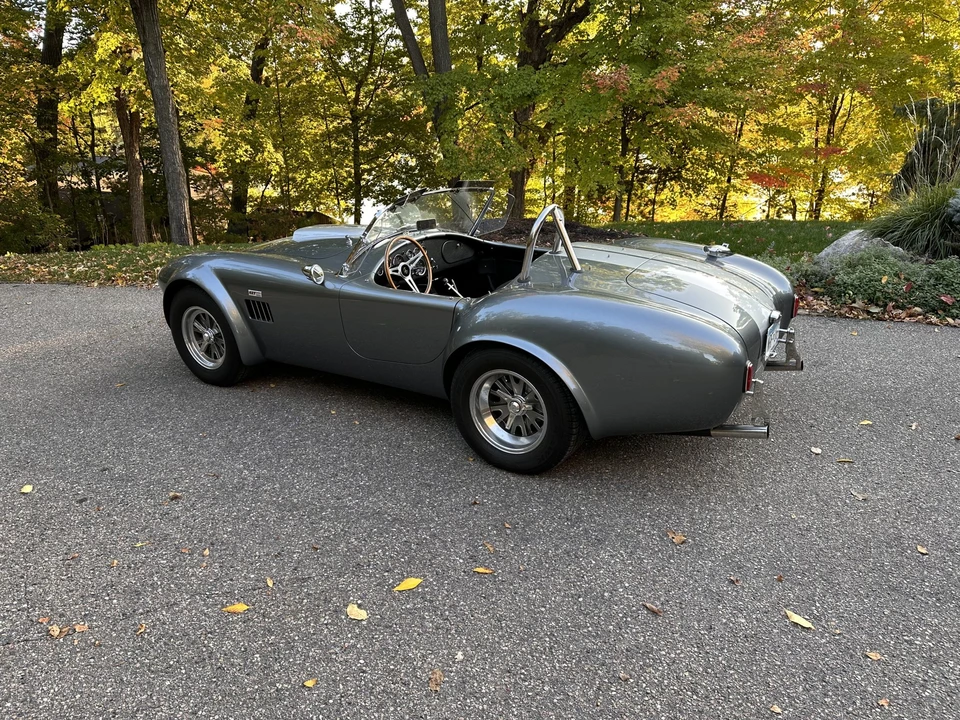 Shelby Cobra Replica - Image 14 of 31