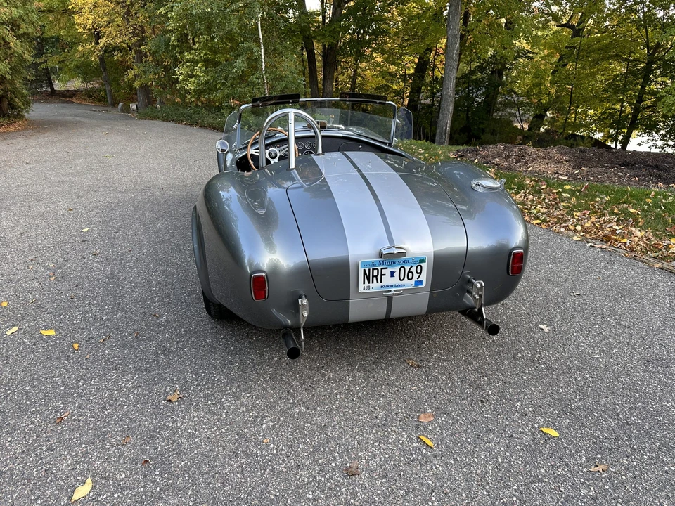 Shelby Cobra Replica - Image 22 of 31