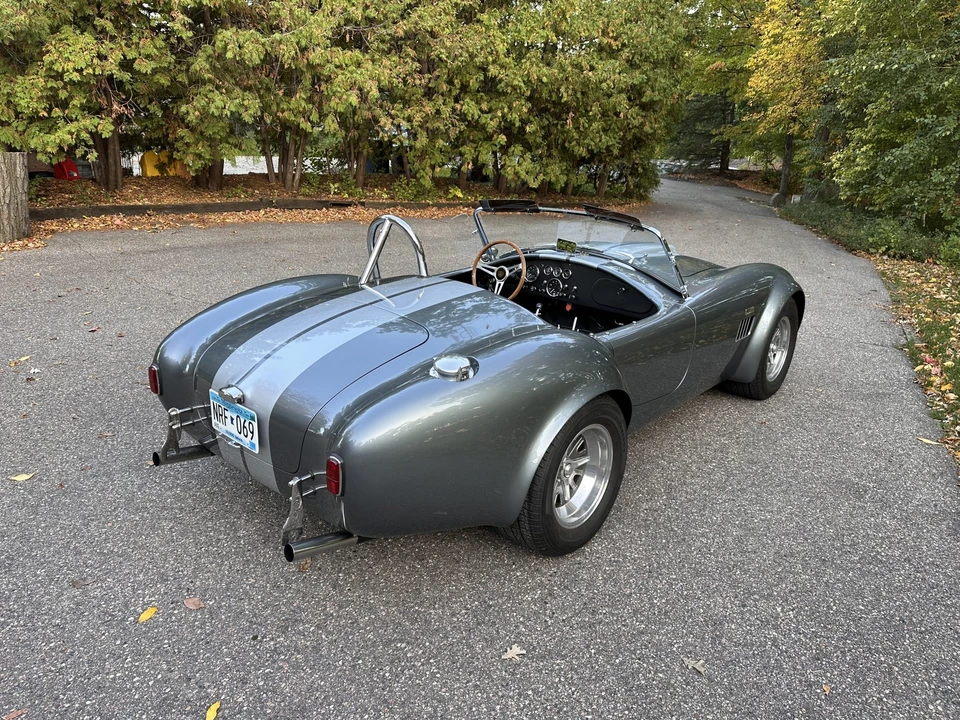 Shelby Cobra Replica - Image 30 of 31