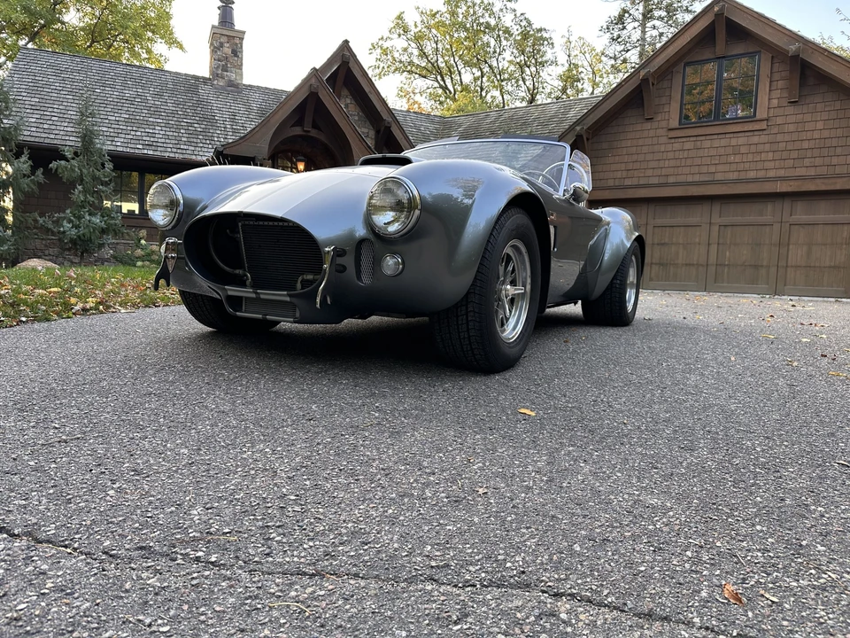 Shelby Cobra Replica - Image 4 of 31