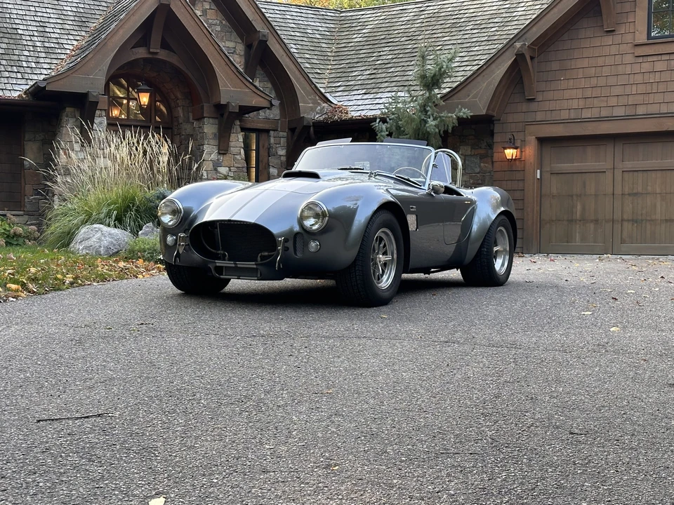 Shelby Cobra Replica - Image 6 of 31