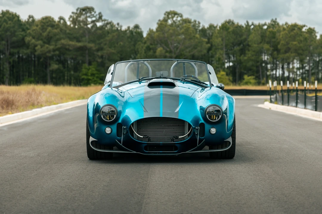 Shelby Cobra Replica - Image 9 of 21