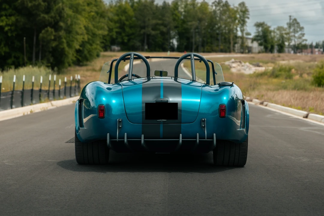 Shelby Cobra Replica - Image 5 of 21