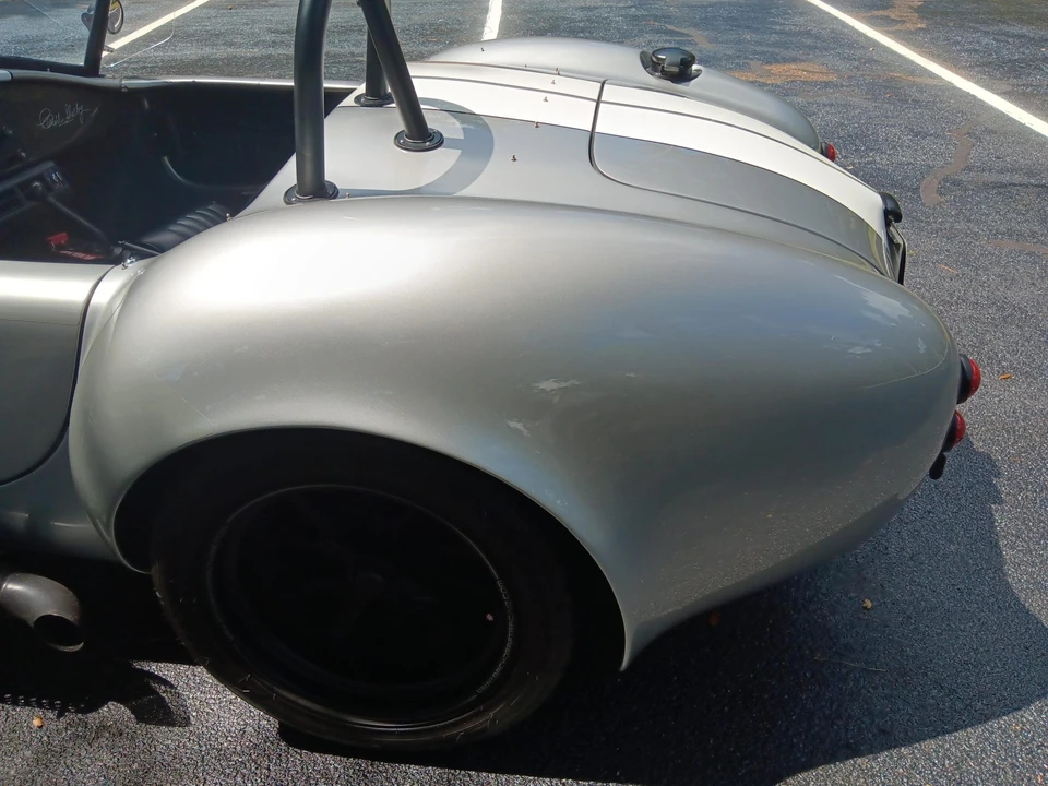 Shelby Cobra Replica - Image 25 of 31