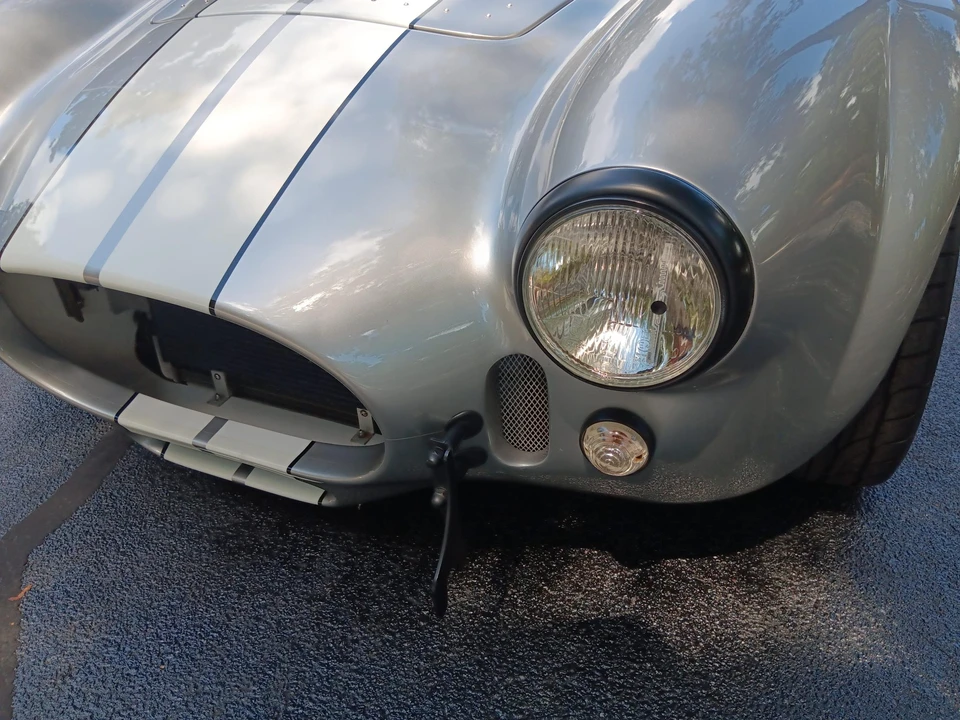 Shelby Cobra Replica - Image 16 of 31