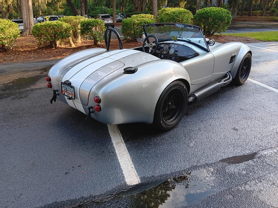 Shelby Cobra Replica - Image 9 of 31