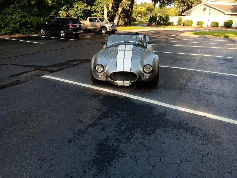 Shelby Cobra Replica - Image 2 of 31