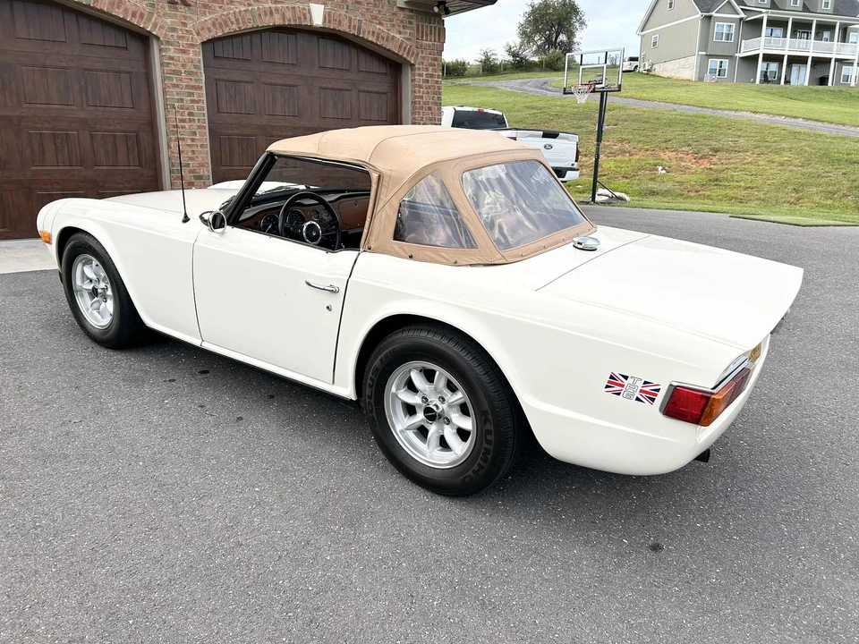 1974 Triumph TR6 (US-spec) - Image 10 of 31