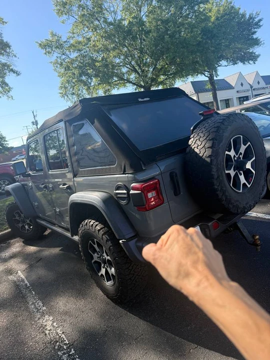 2020 Jeep JL Wrangler - Image 2 of 7