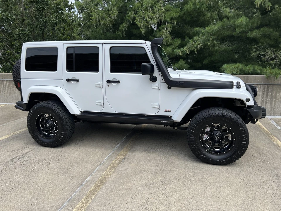 2017 Jeep JK Wrangler - Image 9 of 31