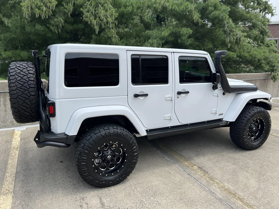 2017 Jeep JK Wrangler - Image 10 of 31