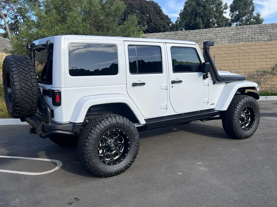 2017 Jeep JK Wrangler - Image 23 of 31