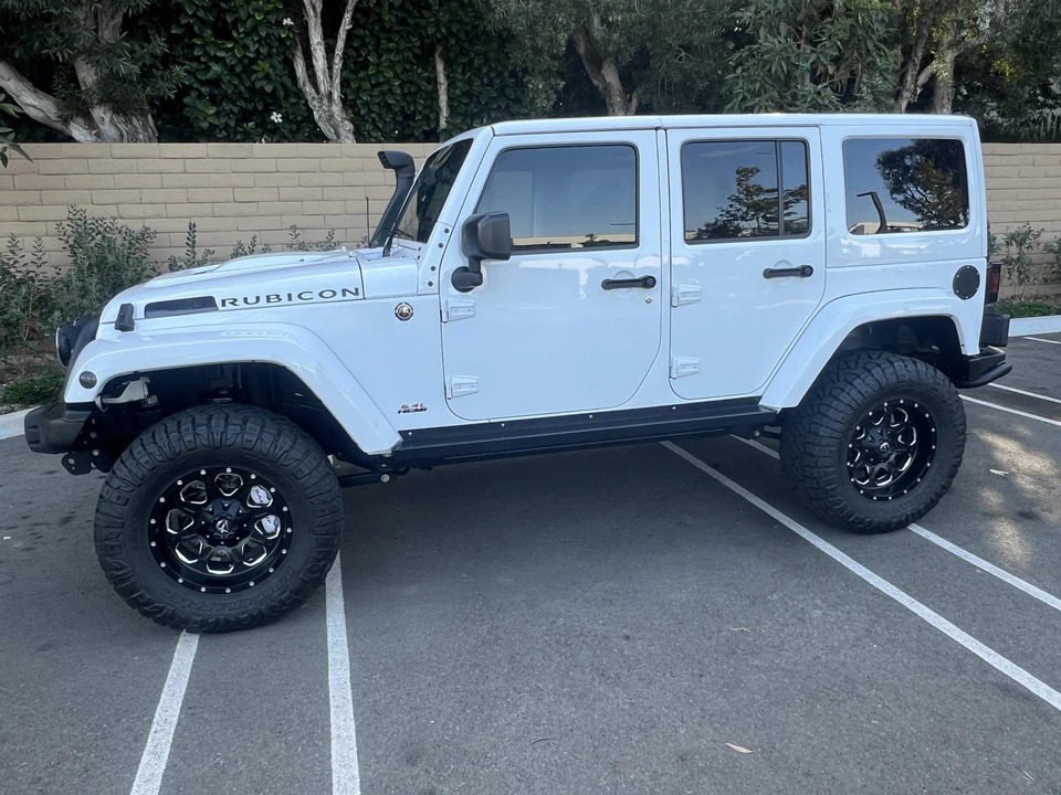 2017 Jeep JK Wrangler - Image 2 of 31