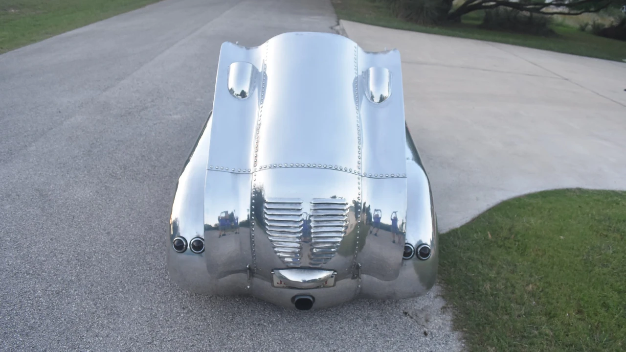 Porsche Sports Prototypes Replica - Image 23 of 31