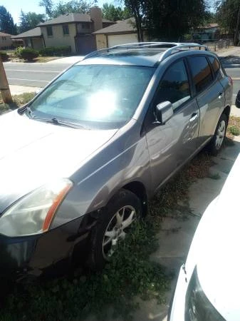 2010 Nissan Rogue - Image 5 of 10