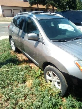 2010 Nissan Rogue - Image 3 of 10