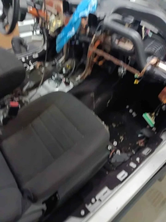 Parts & Memorabilia Engines - Image 7 of 10