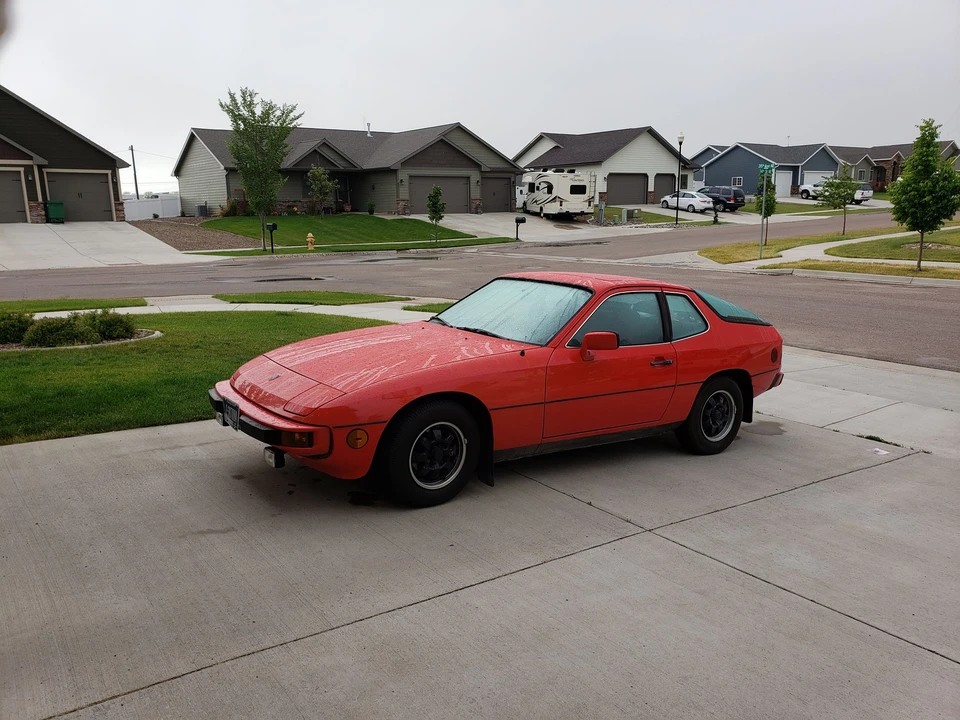 1979 Porsche 924 - Image 2 of 3