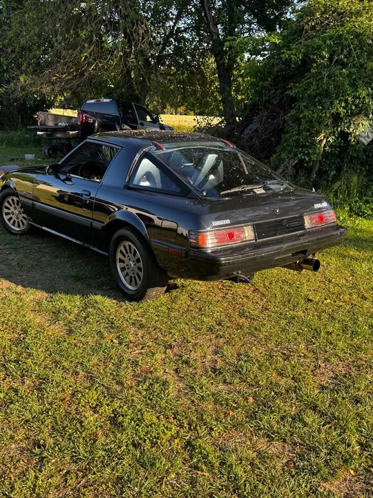 1985 Mazda RX-7 SA & FB - Image 2 of 10