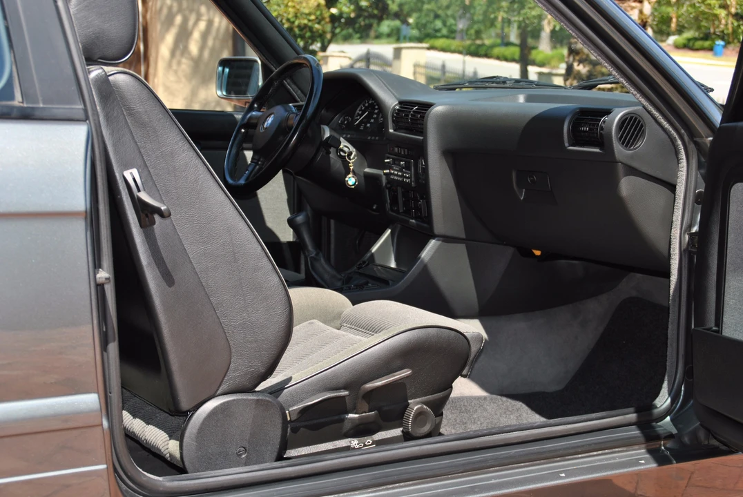 1988 BMW E30 3 Series - Image 30 of 31