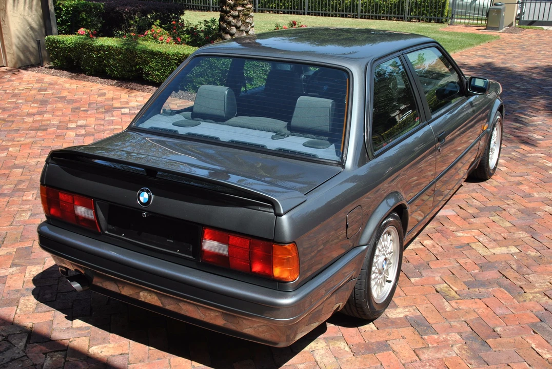 1988 BMW E30 3 Series - Image 2 of 31