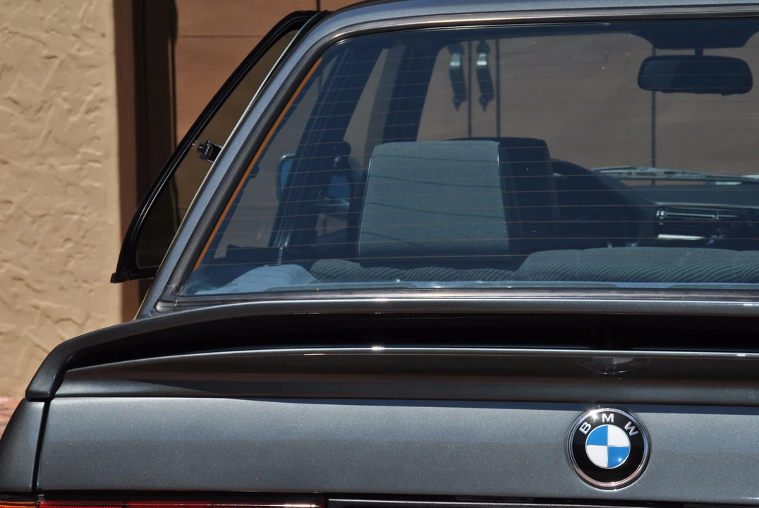 1988 BMW E30 3 Series - Image 14 of 31