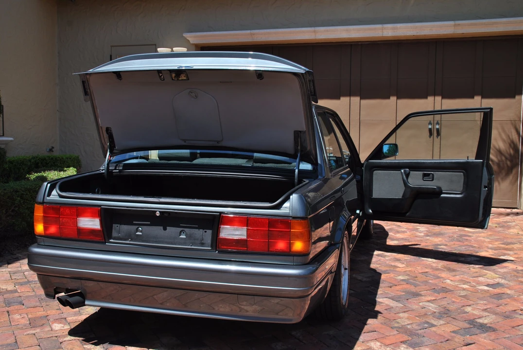 1988 BMW E30 3 Series - Image 20 of 31