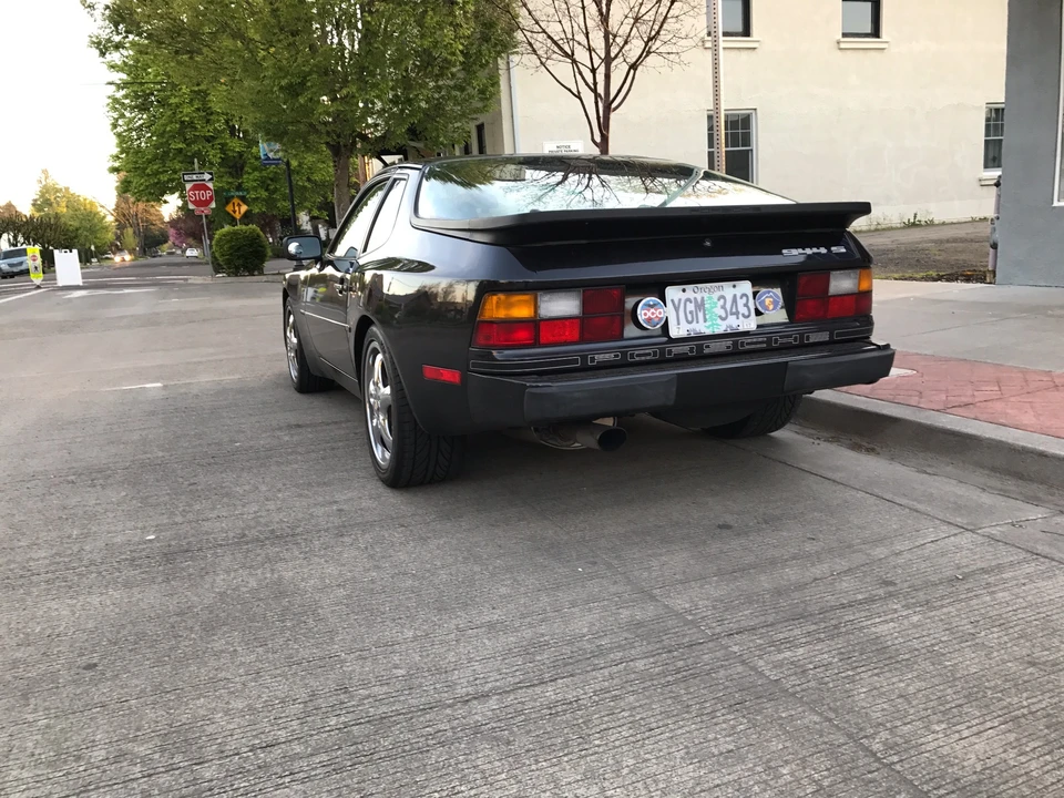 1987 Porsche 944 S - Image 2 of 31