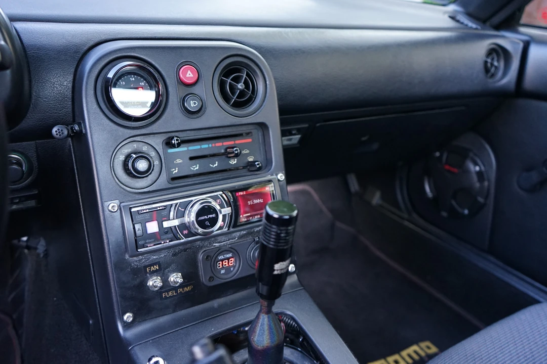 1991 Mazda NA MX-5 Miata - Image 27 of 31