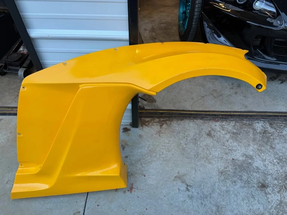 Parts & Memorabilia Bodywork - Image 2 of 9