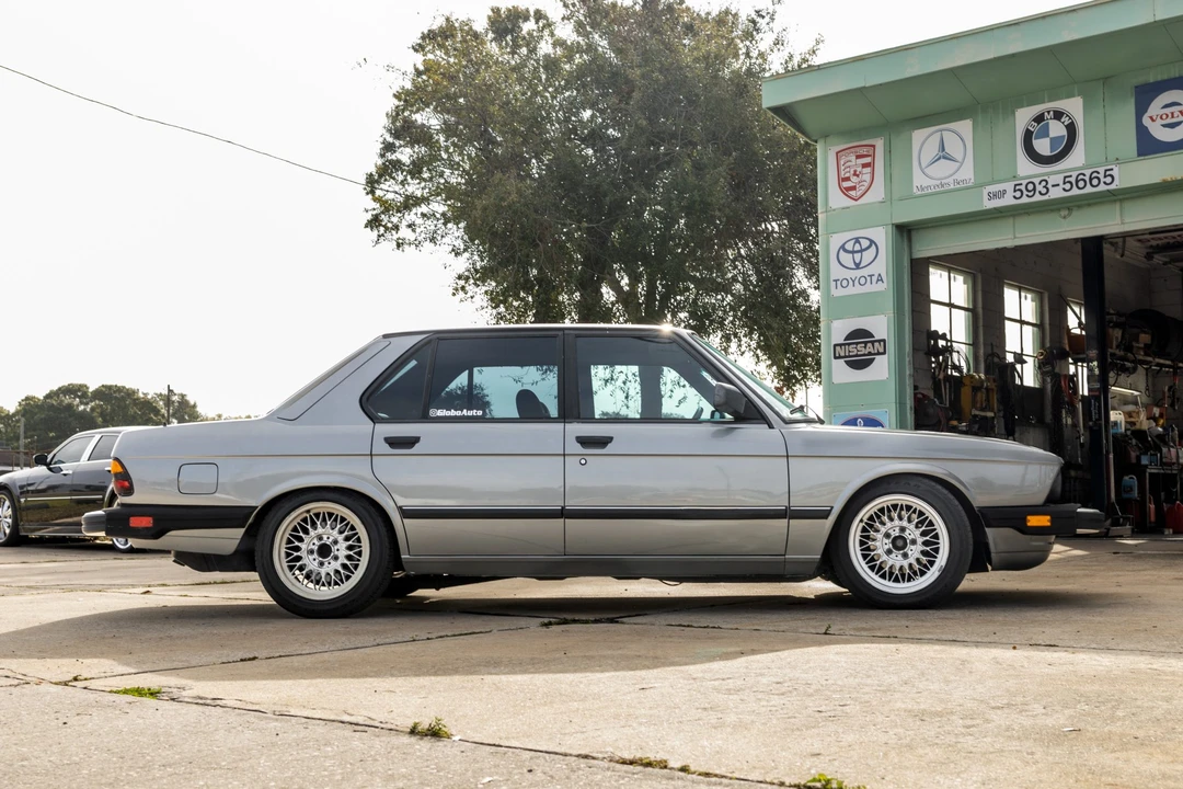 1988 BMW E28 5 Series - Image 8 of 31