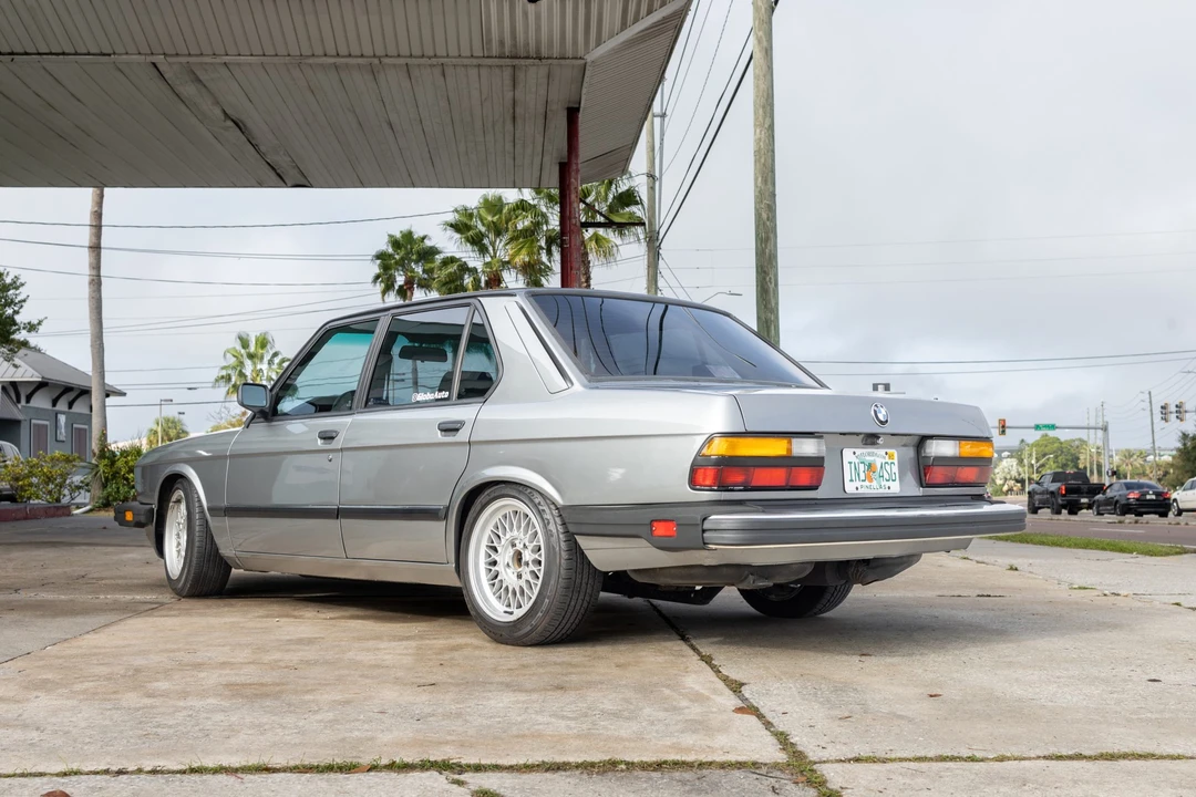 1988 BMW E28 5 Series - Image 4 of 31