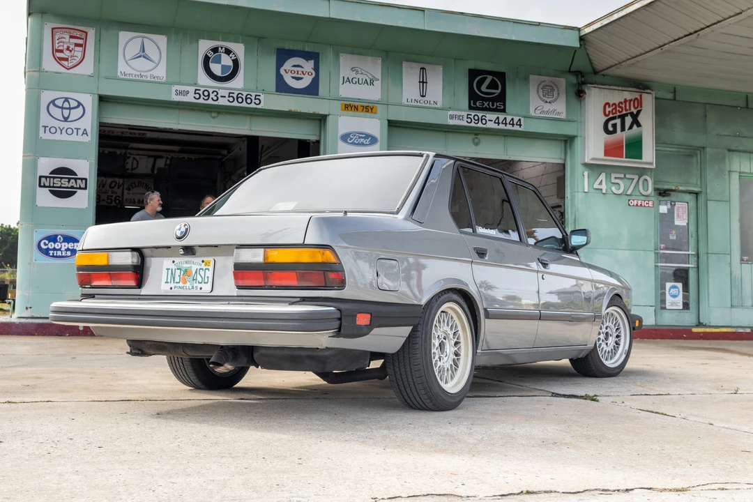 1988 BMW E28 5 Series - Image 7 of 31