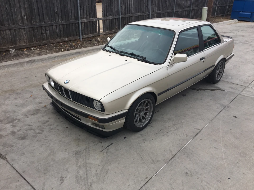 1989 BMW E30 3 Series - Image 2 of 31