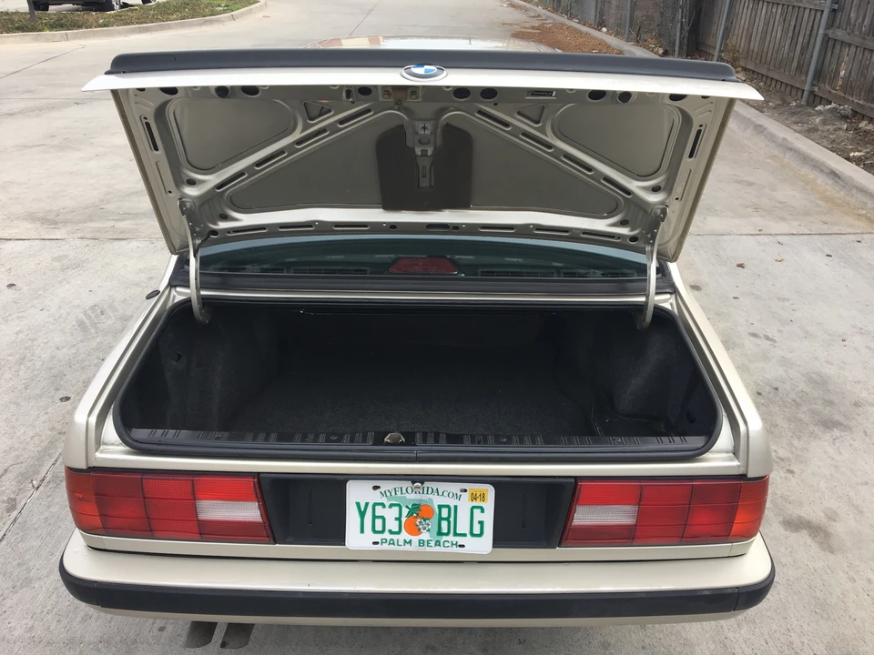 1989 BMW E30 3 Series - Image 29 of 31