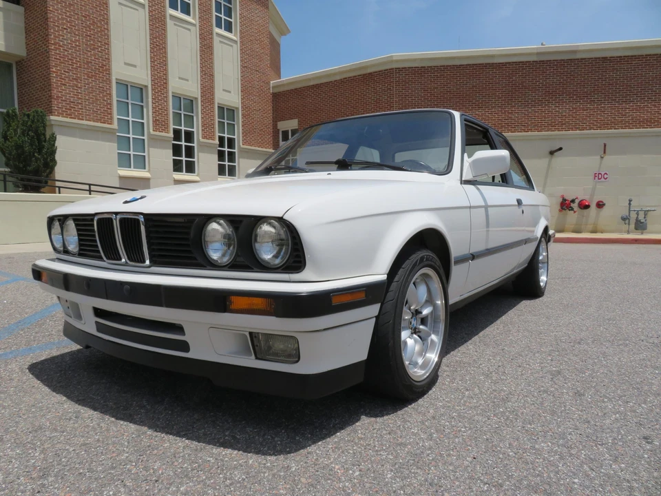 1991 BMW E30 3 Series - Image 7 of 31