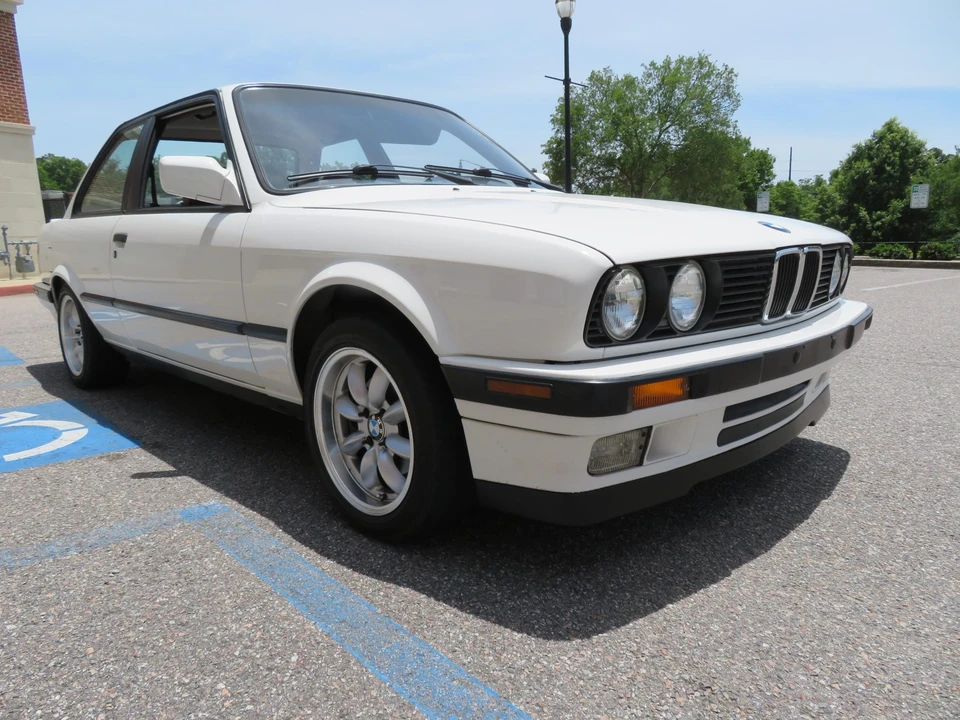 1991 BMW E30 3 Series - Image 3 of 31