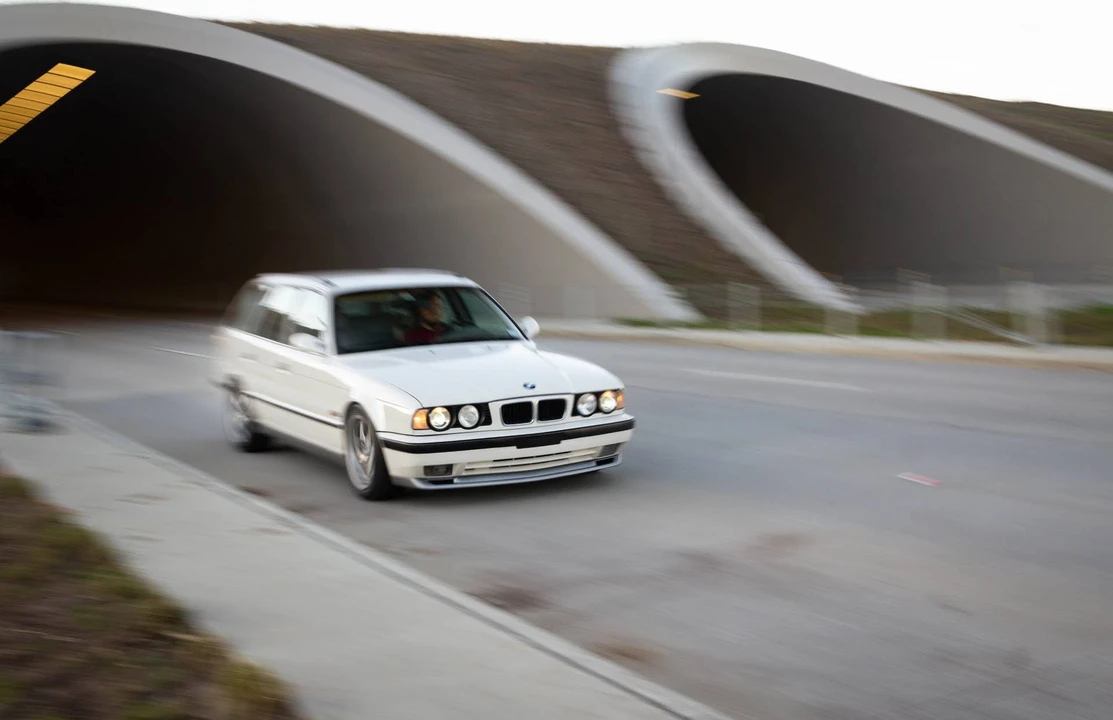 1995 BMW E34 5 Series - Image 4 of 31