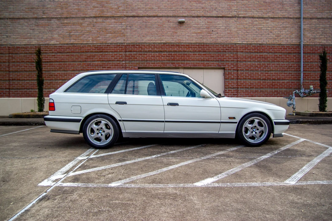 1995 BMW E34 5 Series - Image 15 of 31