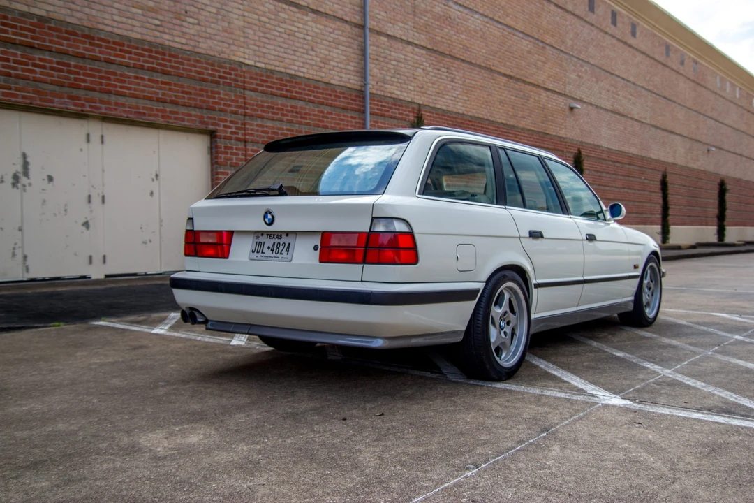1995 BMW E34 5 Series - Image 14 of 31