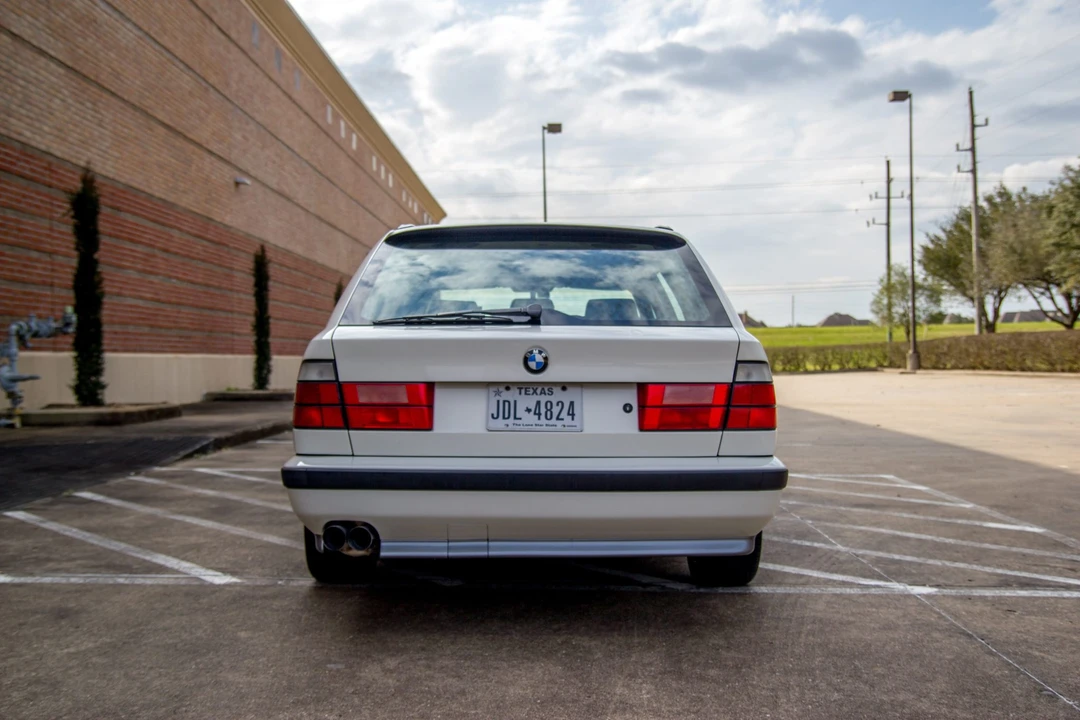 1995 BMW E34 5 Series - Image 10 of 31
