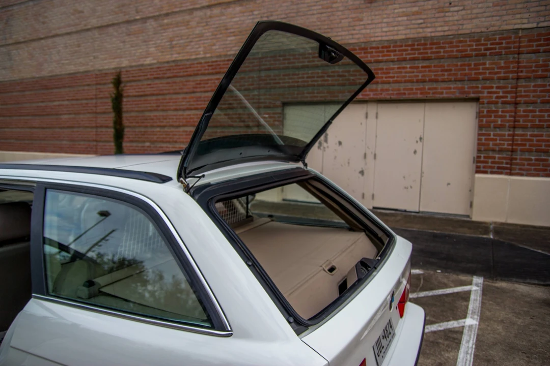 1995 BMW E34 5 Series - Image 24 of 31