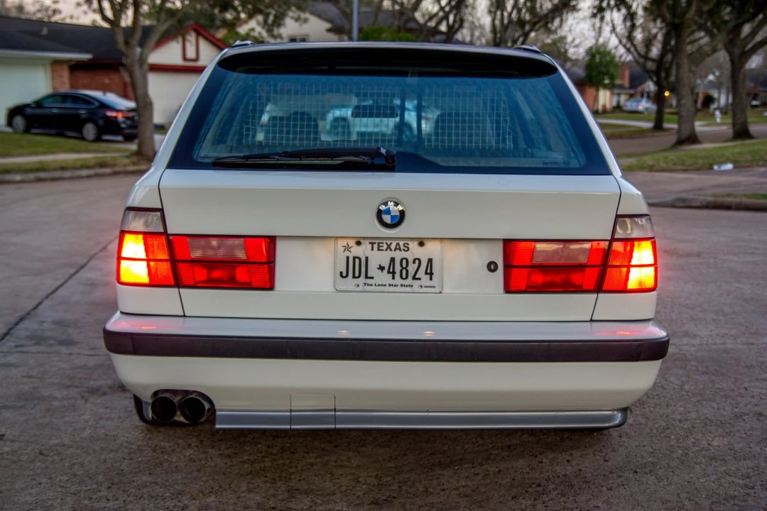 1995 BMW E34 5 Series - Image 11 of 31