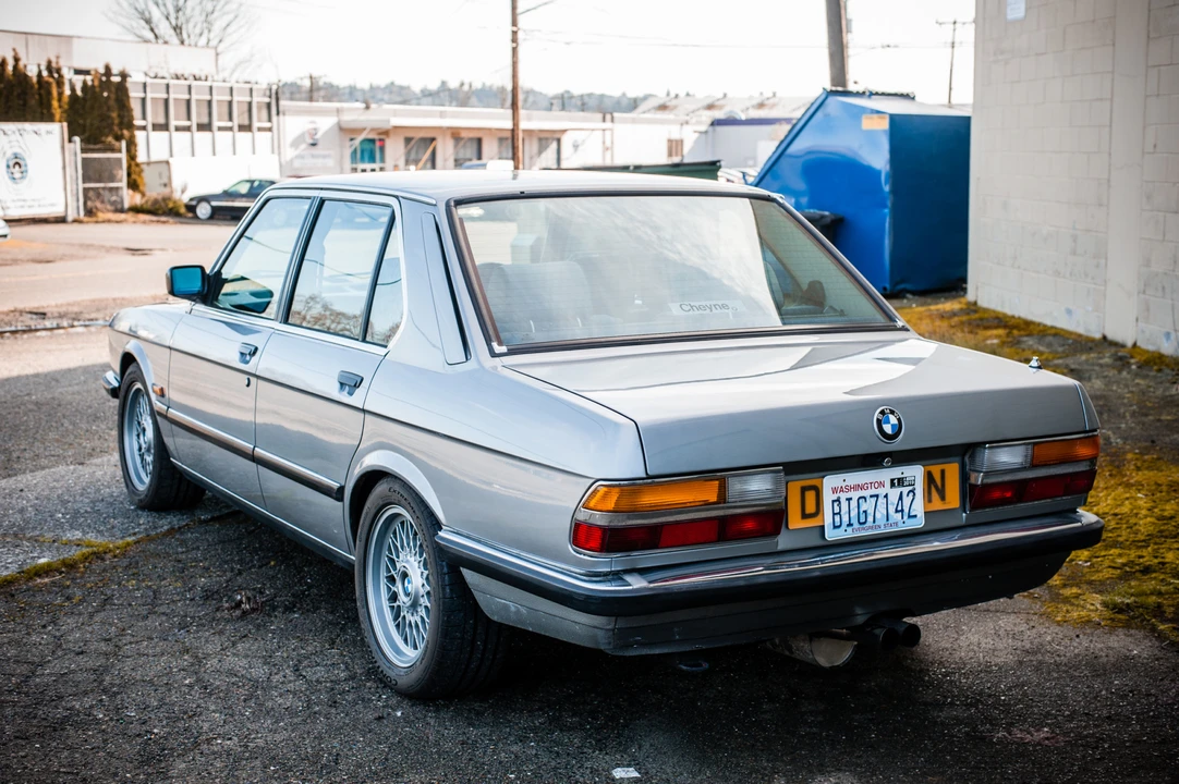 1987 BMW E28 5 Series - Image 14 of 31