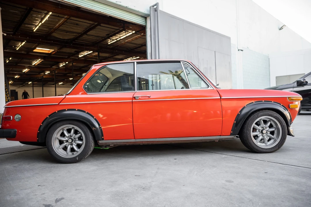 1976 BMW 2002 - Image 11 of 31