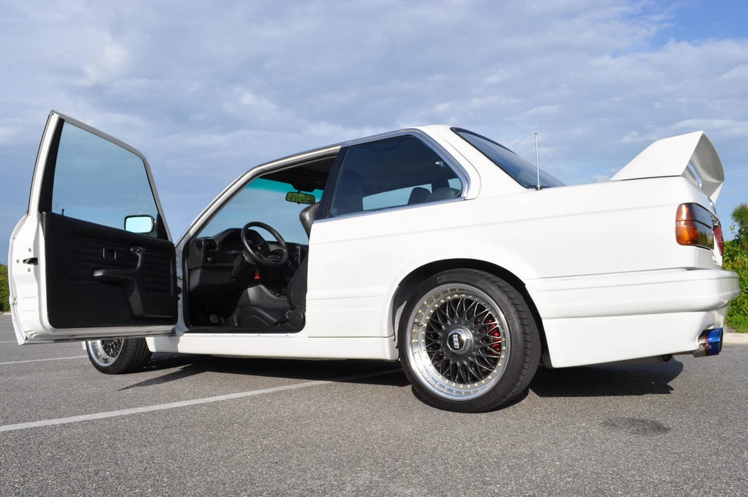 1986 BMW E30 3 Series - Image 28 of 31