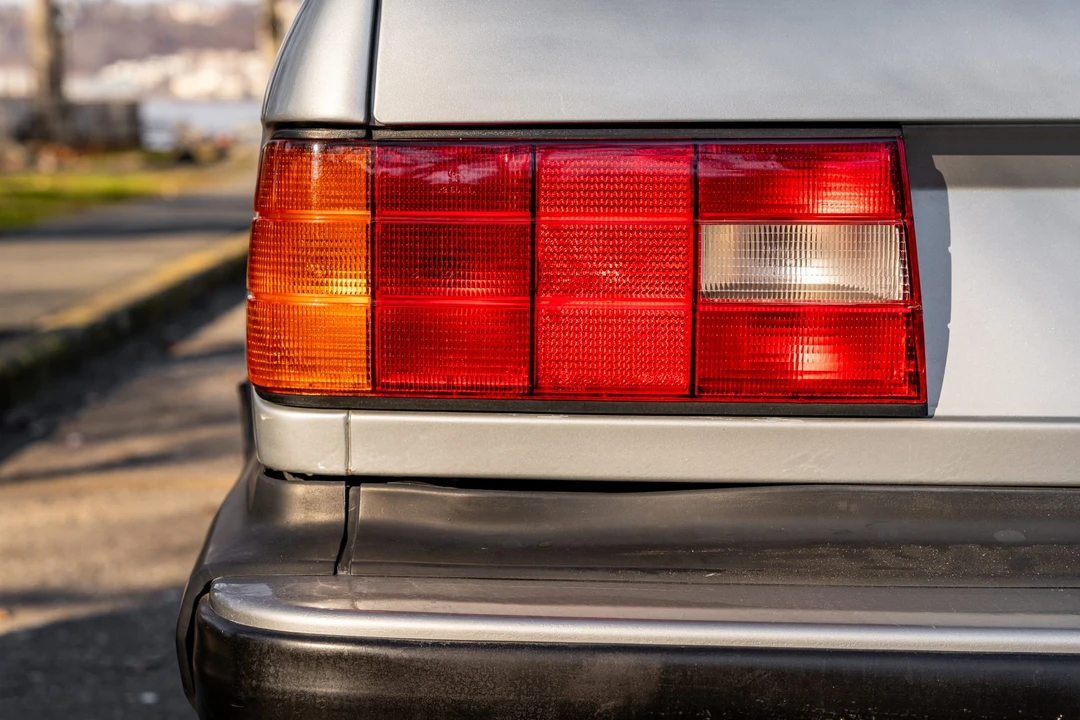 1988 BMW E30 3 Series - Image 15 of 31