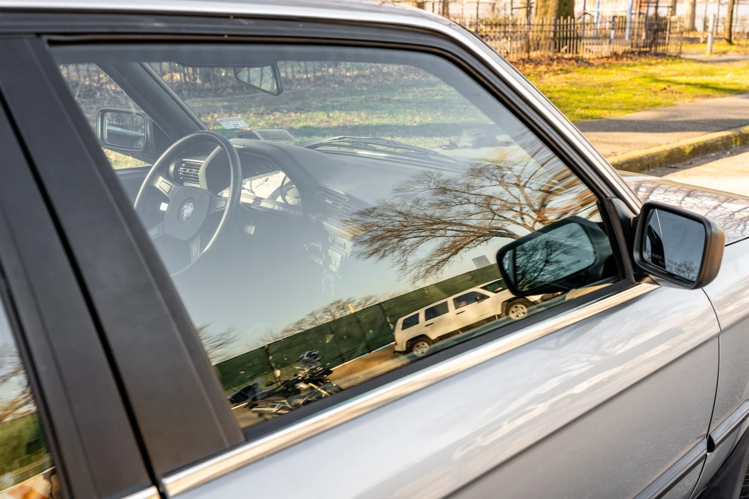 1988 BMW E30 3 Series - Image 19 of 31